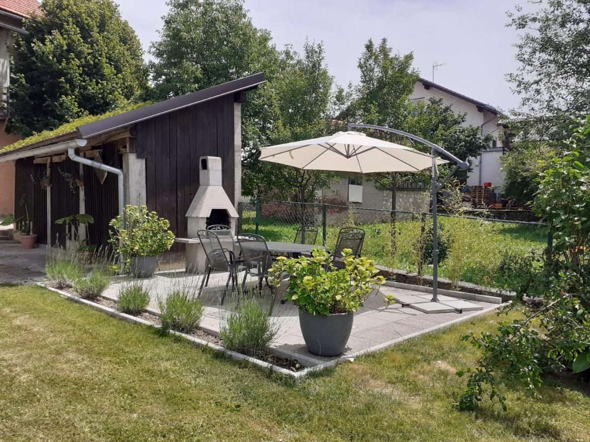 Apartman Soda Ogulin Buitenkant foto