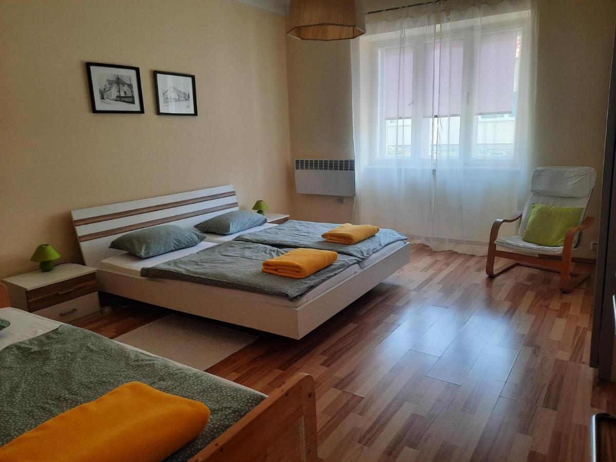 Apartman Soda Ogulin Buitenkant foto